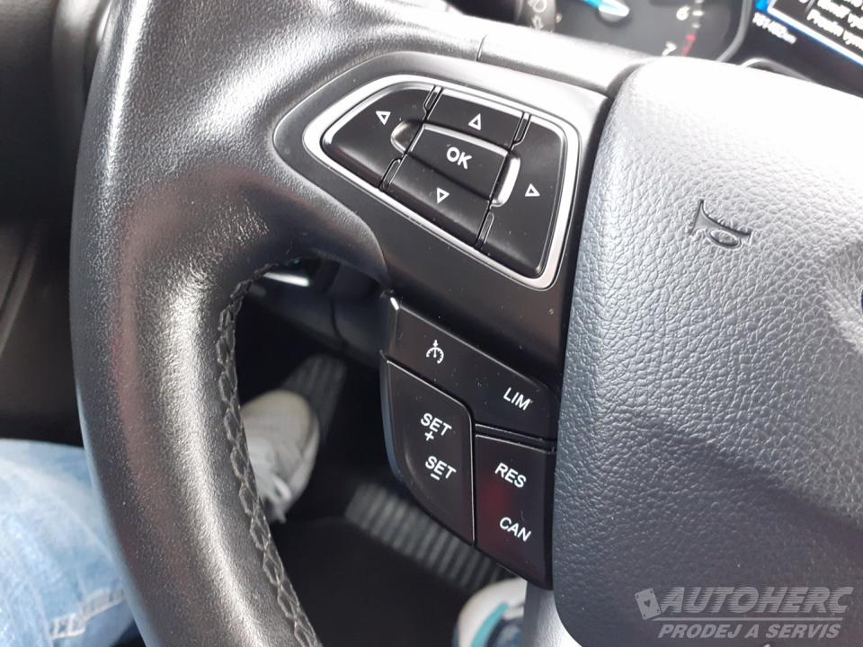 Ford Focus 1.5 E.B. TITANIUM