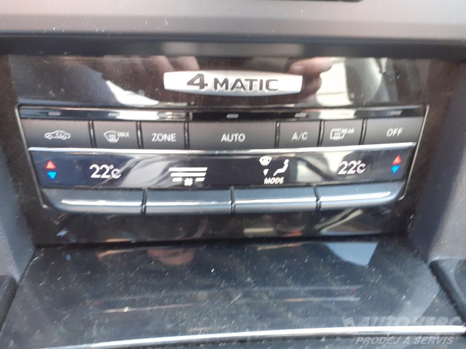Mercedes-Benz Třídy E 3.0 6V CDi 4x4