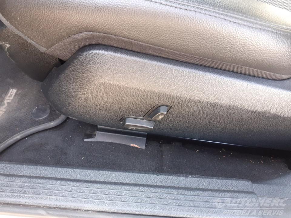 Mercedes-Benz Třídy E 3.0 6V CDi 4x4