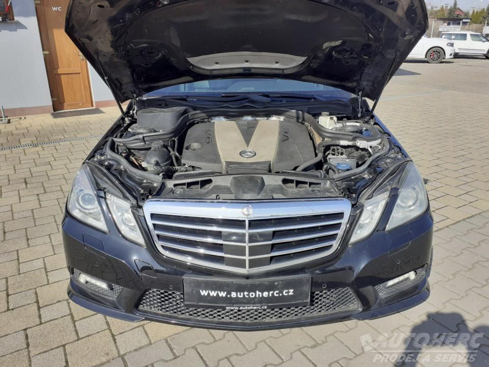 Mercedes-Benz Třídy E 3.0 6V CDi 4x4