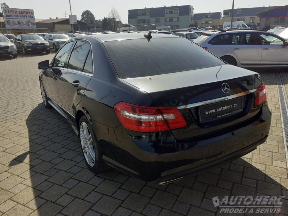 Mercedes-Benz Třídy E 3.0 6V CDi 4x4