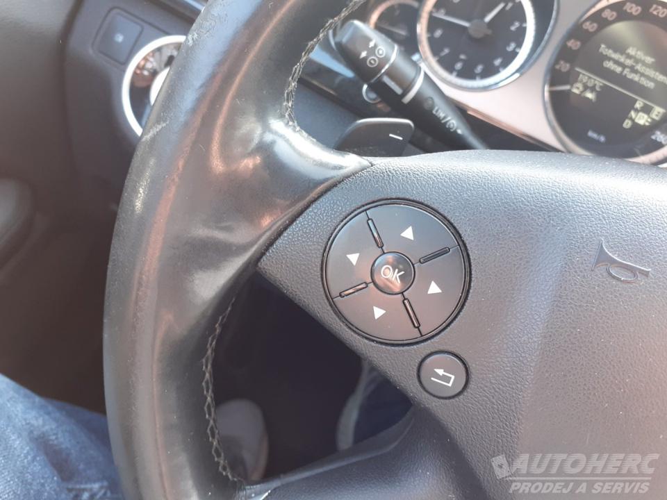 Mercedes-Benz Třídy E 3.0 6V CDi 4x4