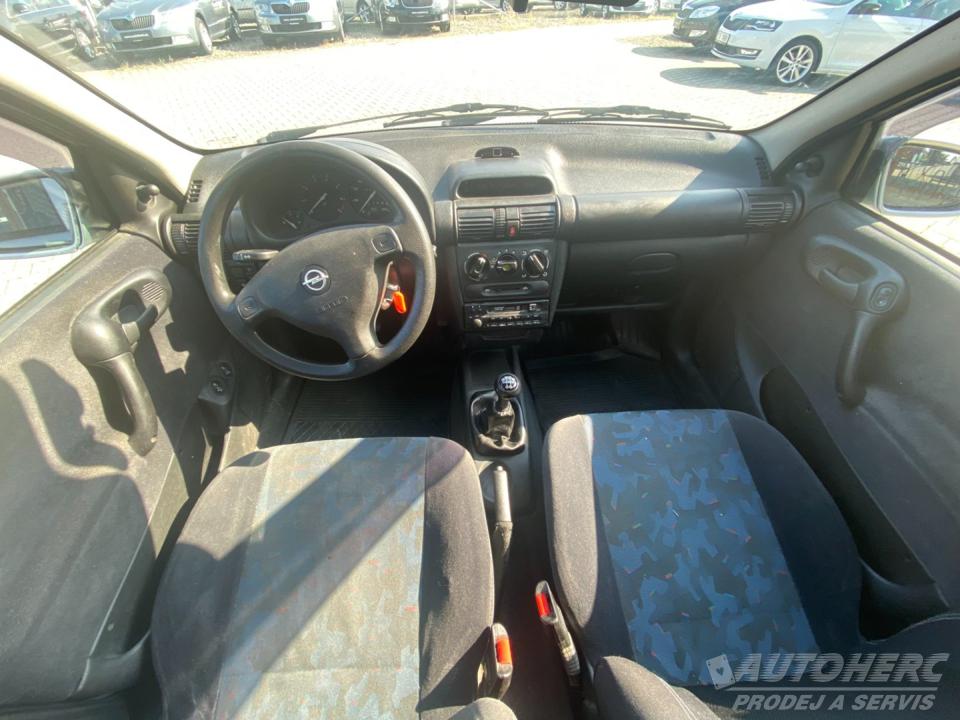 Opel Corsa 1.0 12 V
