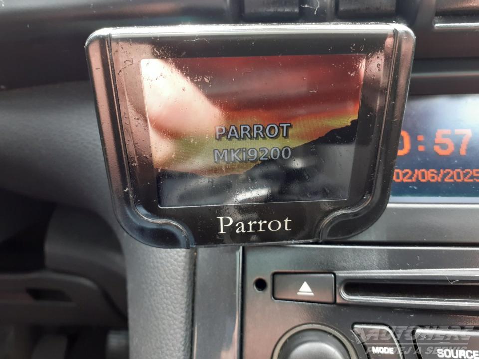 Peugeot 3008 1.6 i  16V 115Kw