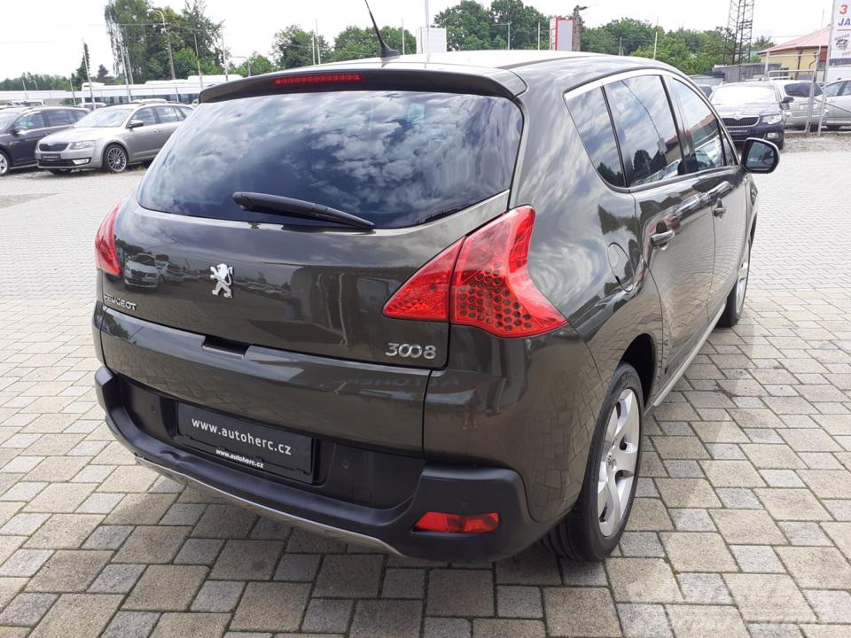 Peugeot 3008 1.6 i  16V 115Kw