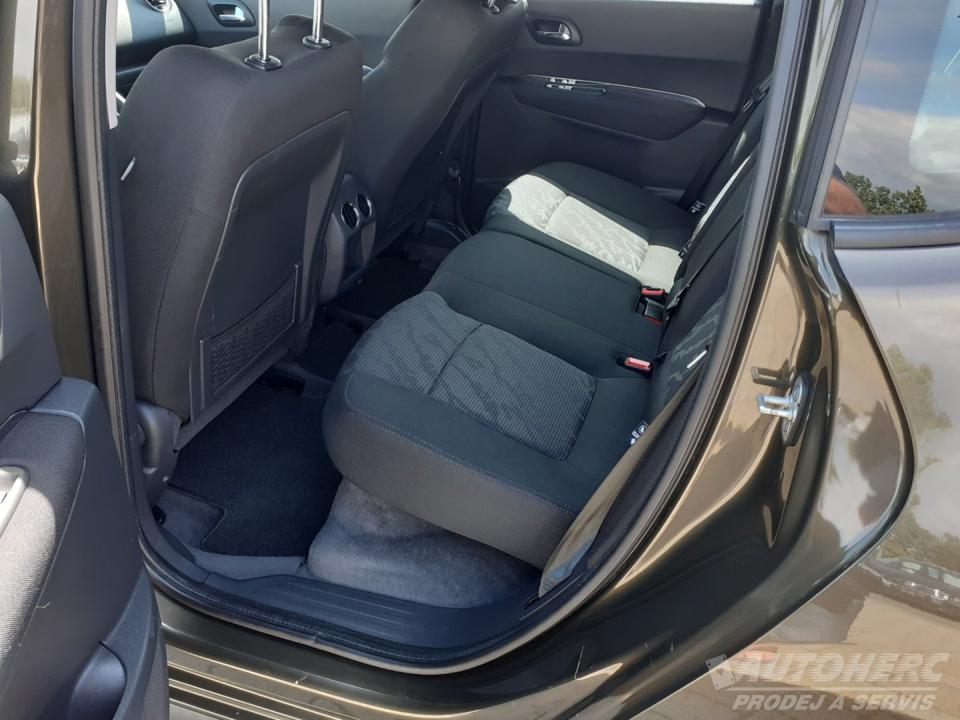 Peugeot 3008 1.6 i 88 kW