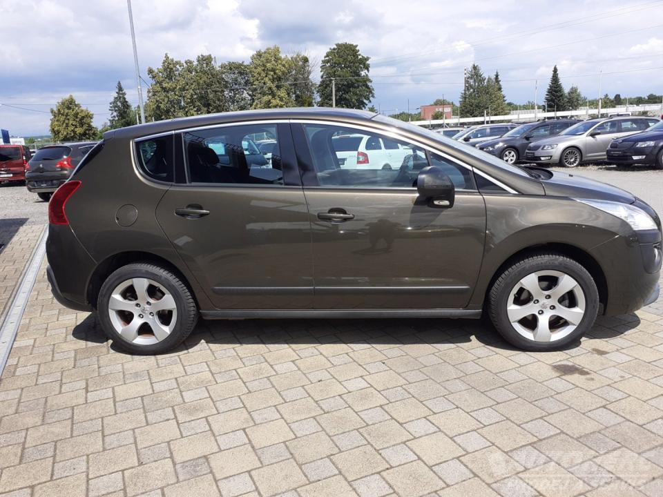 Peugeot 3008 1.6 i 88 kW