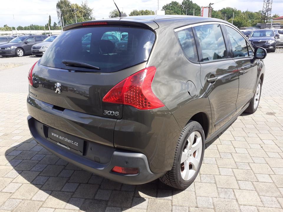 Peugeot 3008 1.6 i 88 kW
