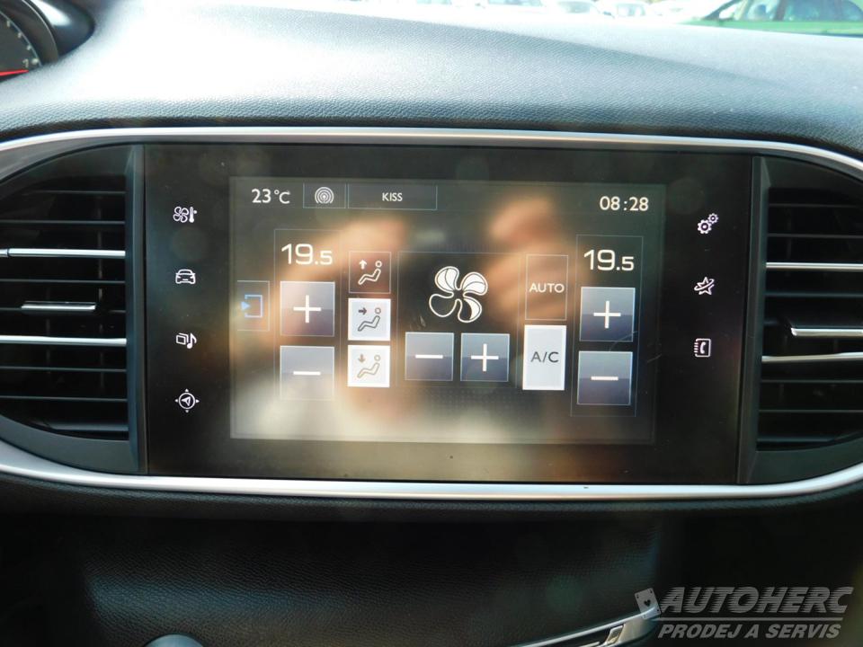 Peugeot 308 KOMBI 2.0 HDi