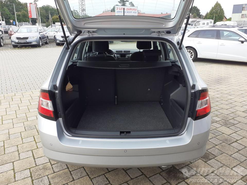 Škoda Fabia KOMBI 1.0 MPi ČR
