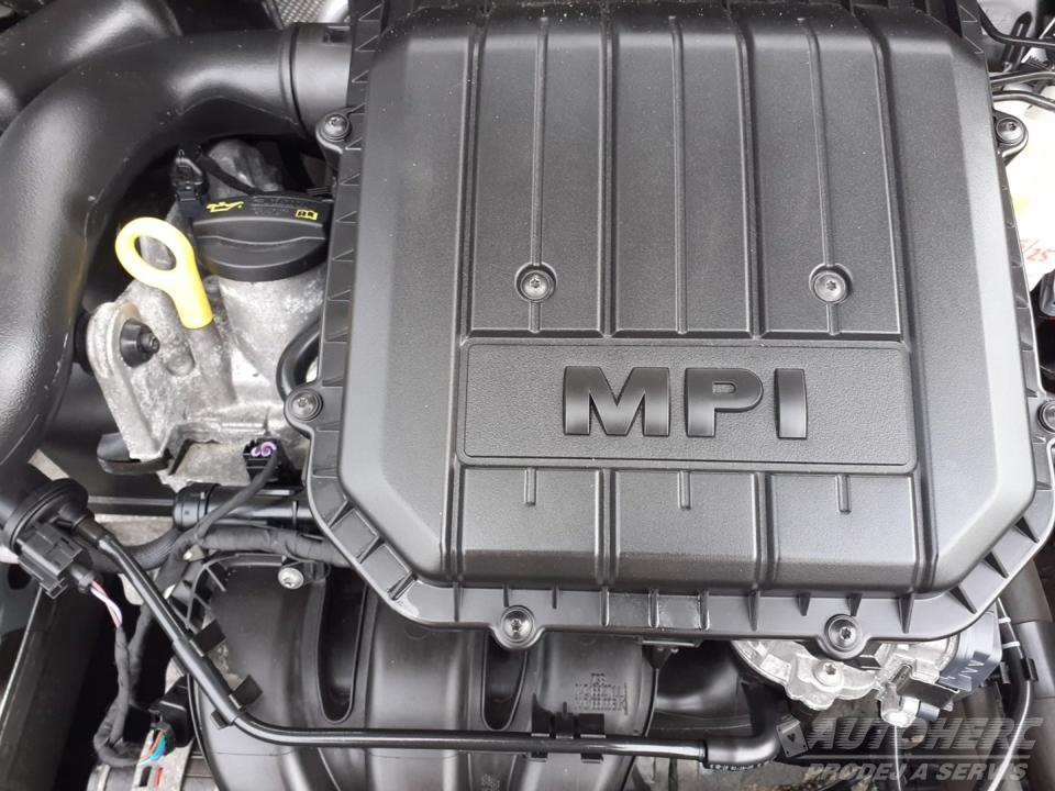 Škoda Fabia KOMBI 1.0 MPi ČR