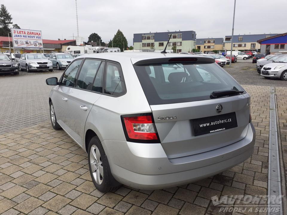 Škoda Fabia KOMBI 1.0 MPi ČR
