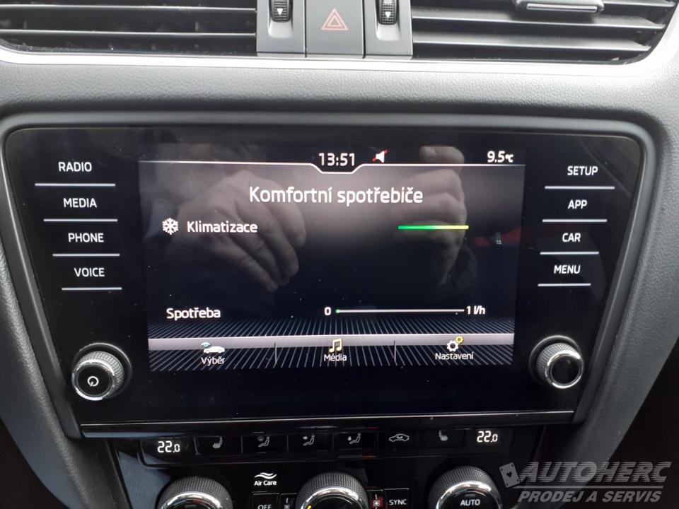 Škoda Octavia 1.6 TDi STYLE