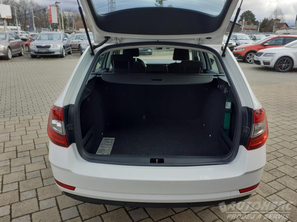 Škoda Octavia 1.6 TDi STYLE