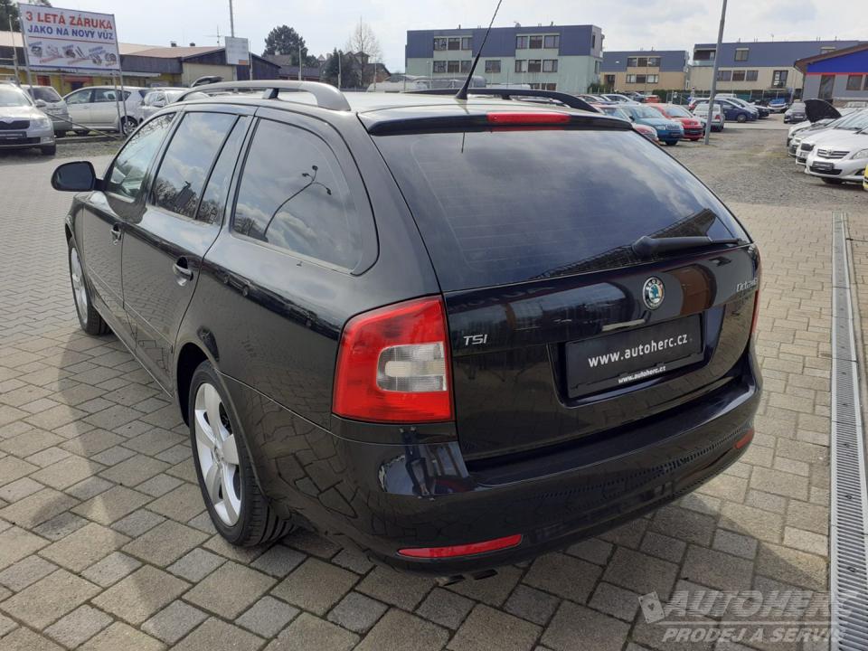 Škoda Octavia KOMBI 1.4 TSi AMBIENTE