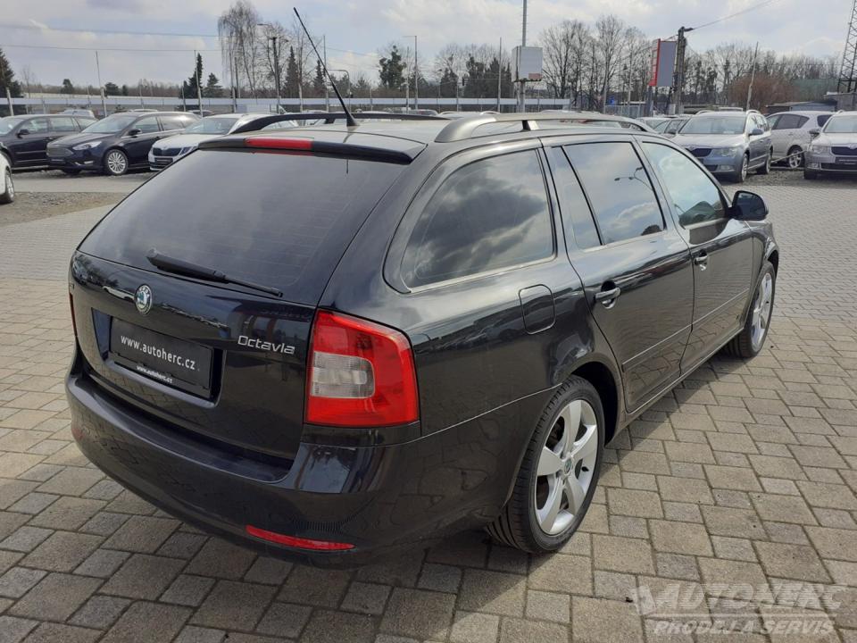Škoda Octavia KOMBI 1.4 TSi AMBIENTE