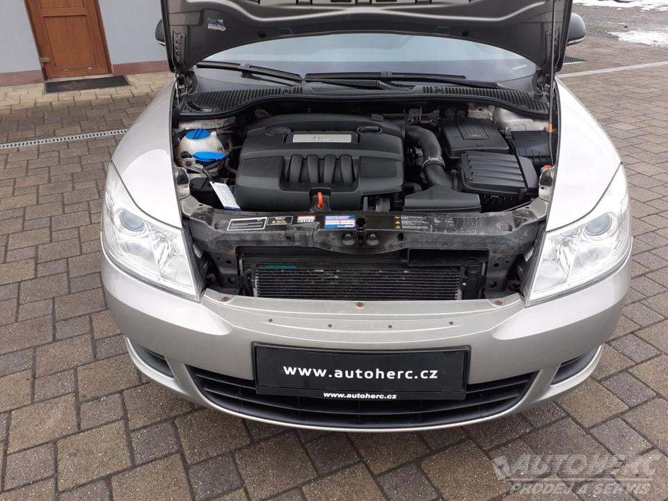 Škoda Octavia KOMBI 1.6 MPi