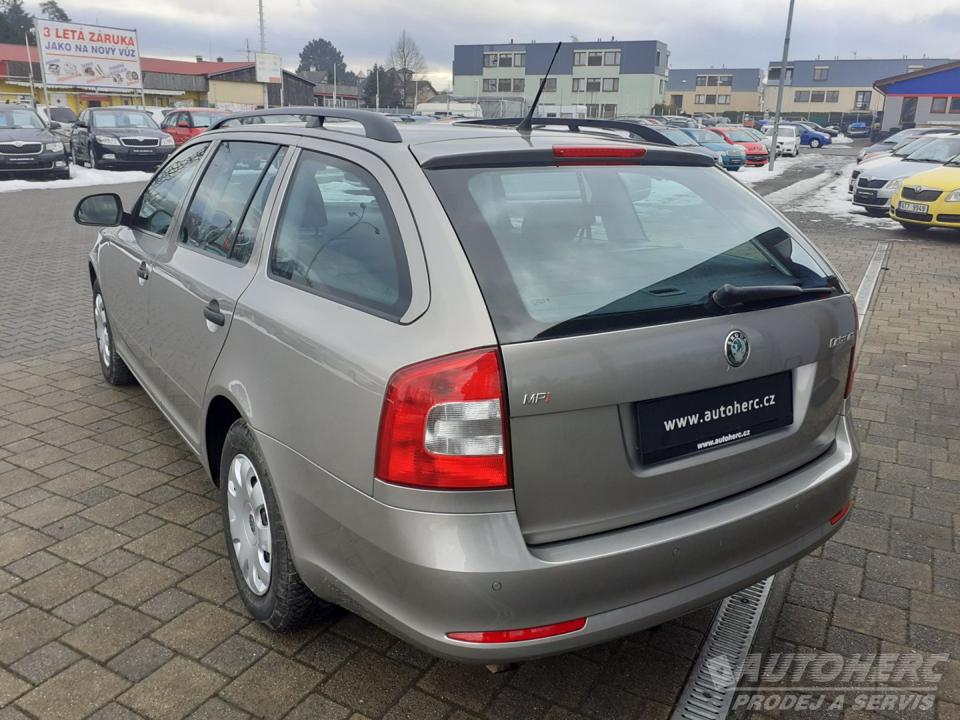 Škoda Octavia KOMBI 1.6 MPi
