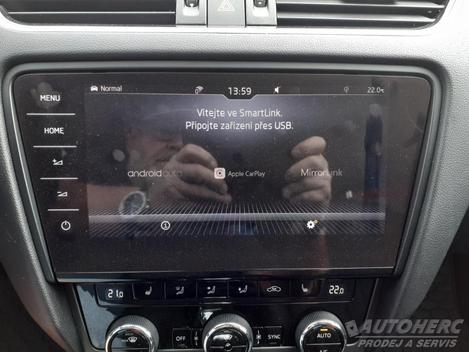 Škoda Octavia KOMBI 2.0 TDi DSG