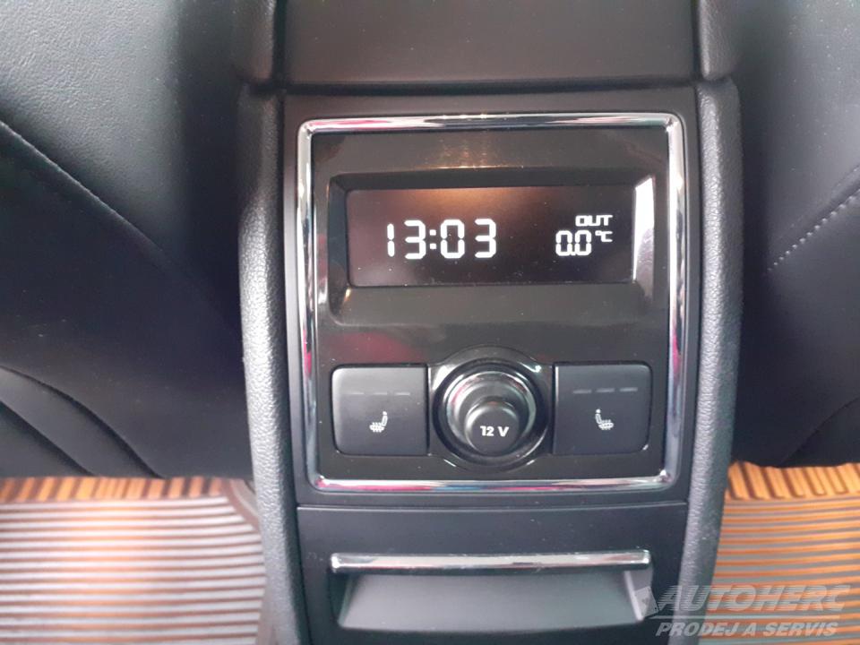 Škoda Superb 2.0 TDi DSG