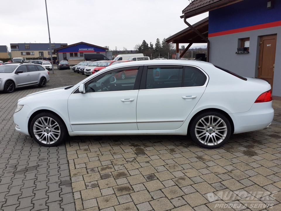 Škoda Superb 2.0 TDi DSG