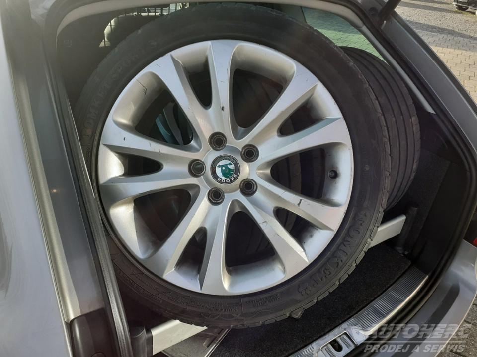 Škoda Superb 2.0 TDi Elegance