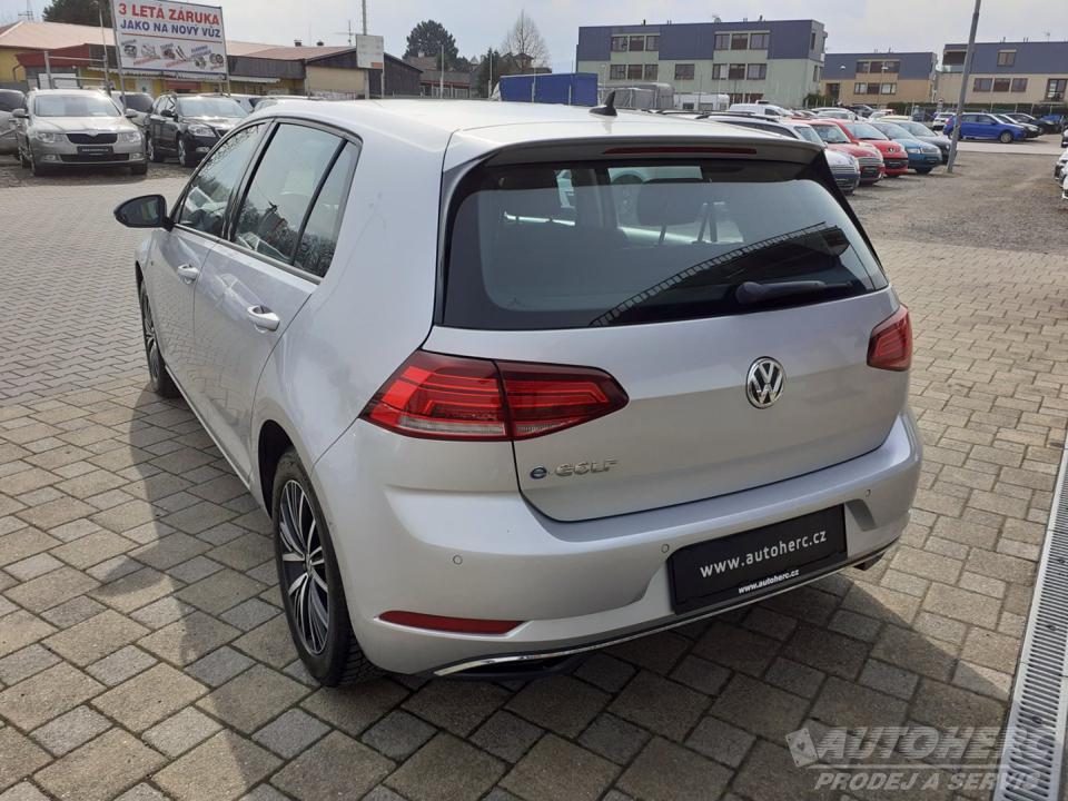 Volkswagen e-Golf VII 100Kw  ELEKTRO