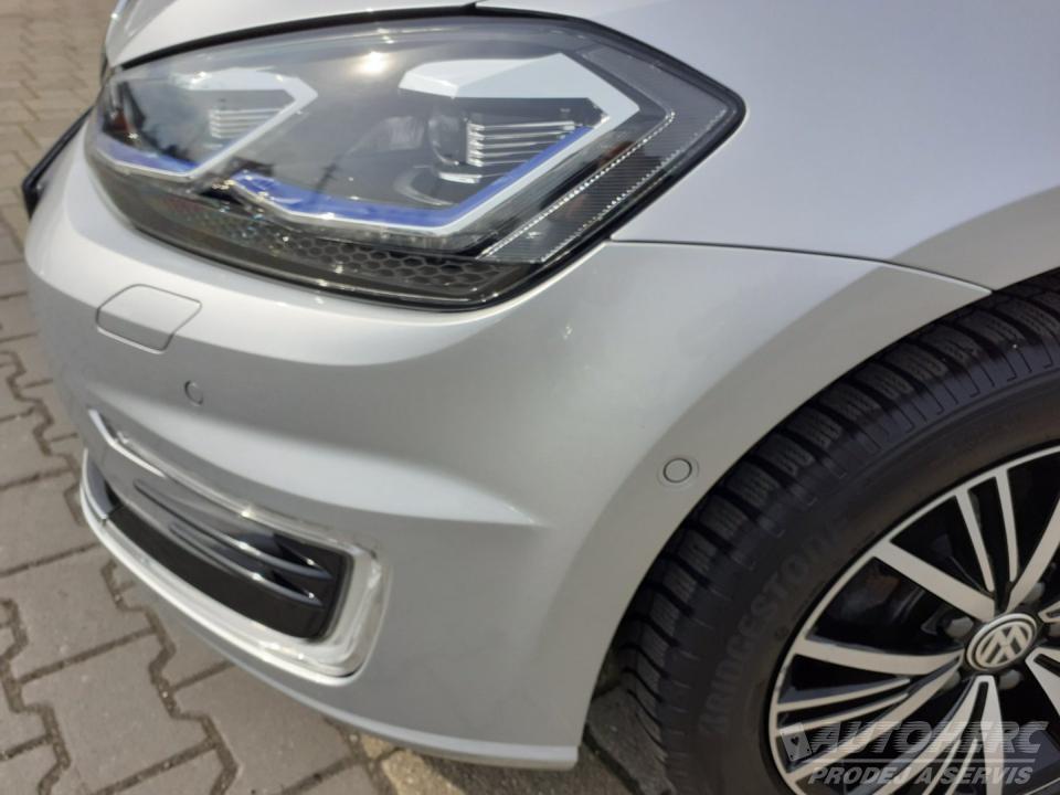 Volkswagen e-Golf VII 100Kw  ELEKTRO