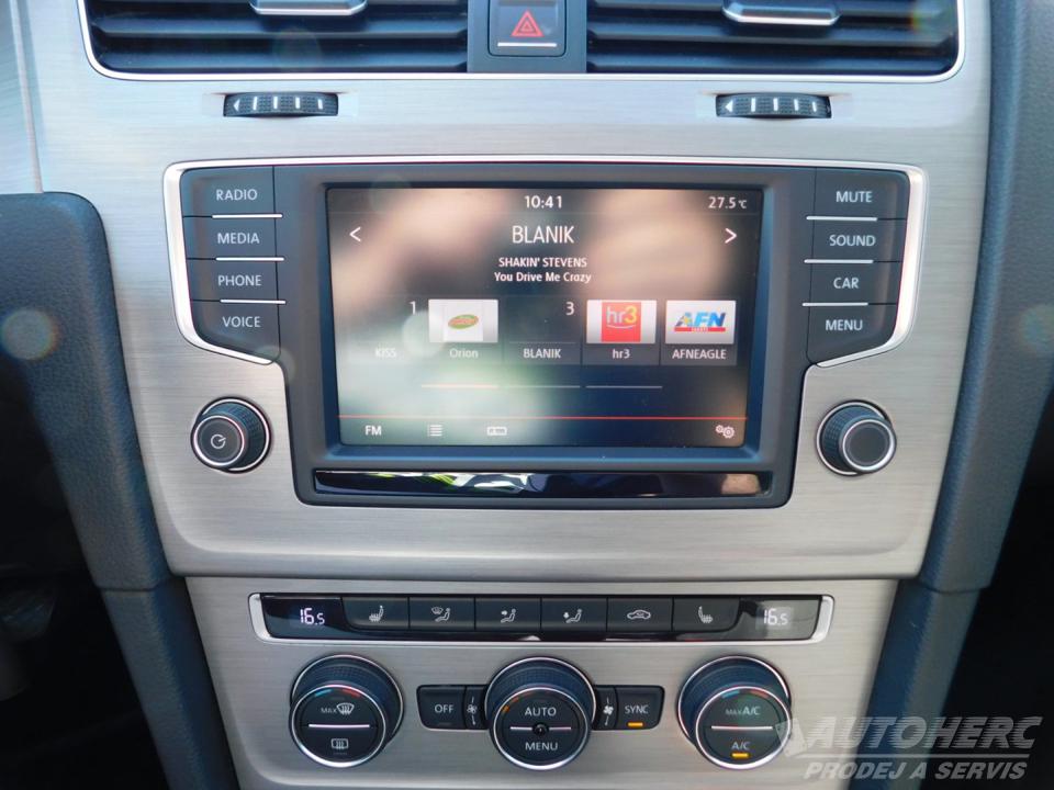 Volkswagen Golf VII KOMBI 2.0 TDI