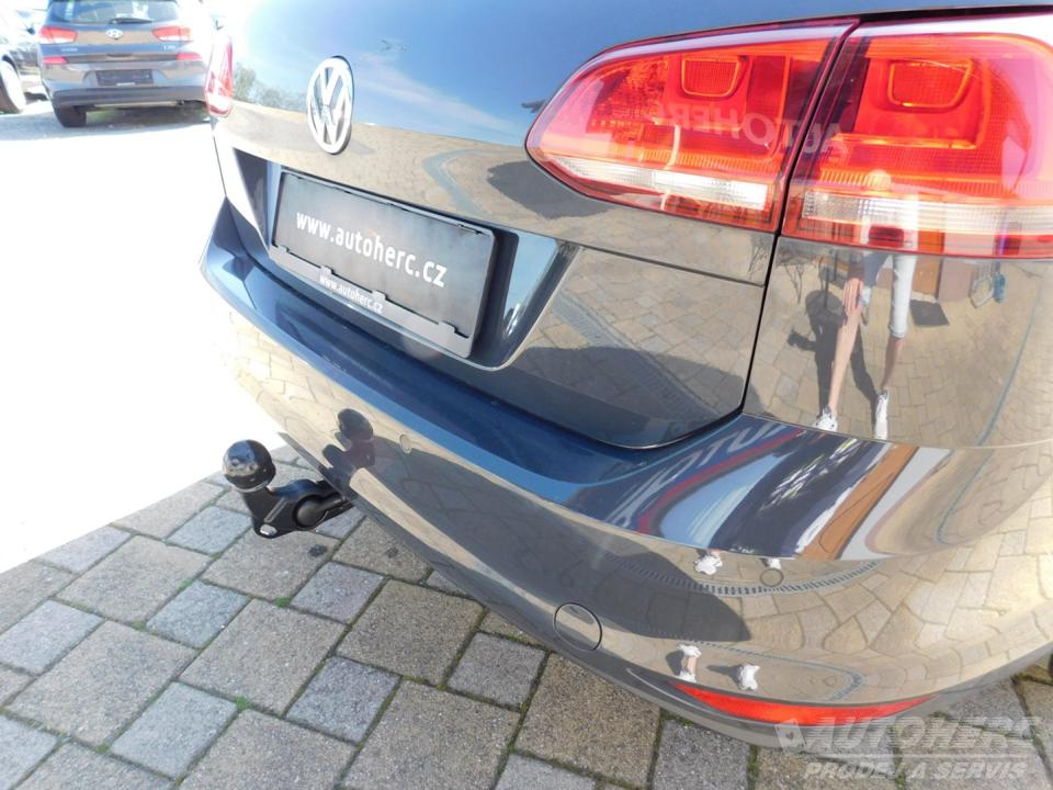 Volkswagen Golf VII KOMBI 2.0 TDI