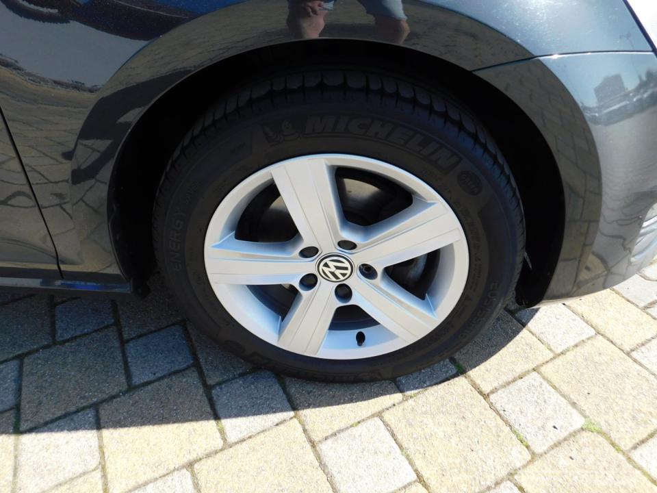 Volkswagen Golf VII KOMBI 2.0 TDI