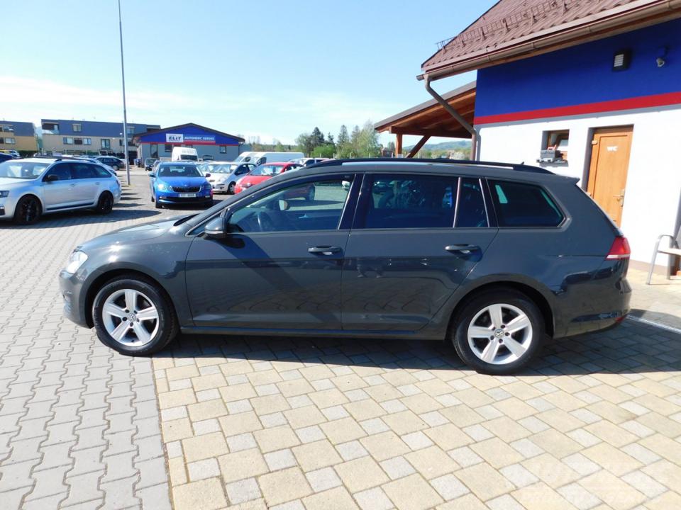 Volkswagen Golf VII KOMBI 2.0 TDI
