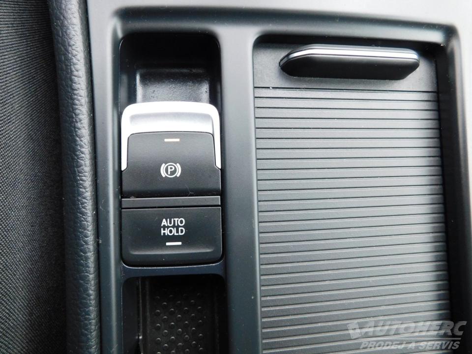 Volkswagen Golf VII KOMBI 2.0 TDi