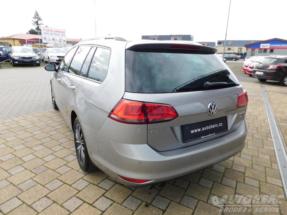 Volkswagen Golf VII KOMBI 2.0 TDi