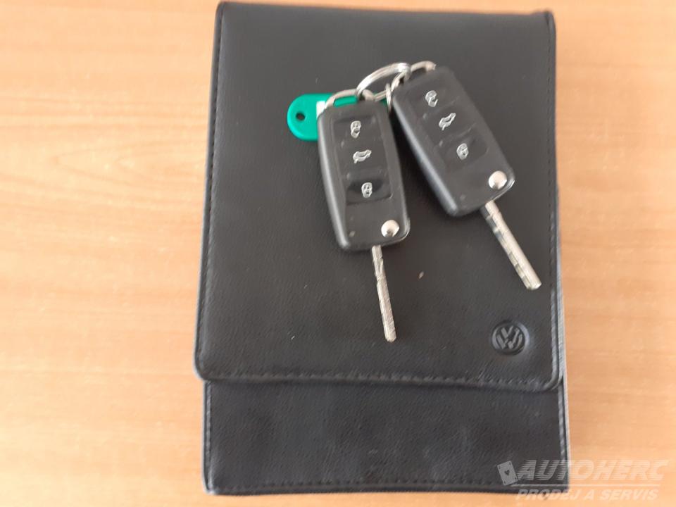 Volkswagen Polo 1.2 HTP CROSS