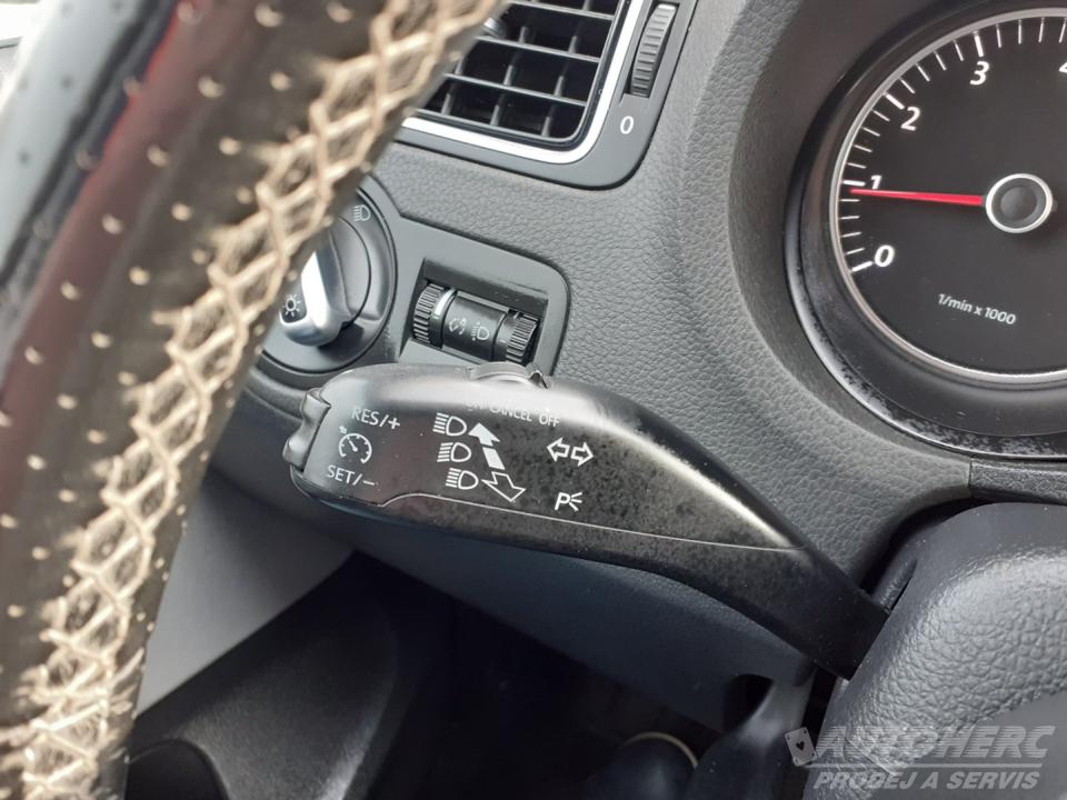 Volkswagen Polo 1.2 HTP CROSS