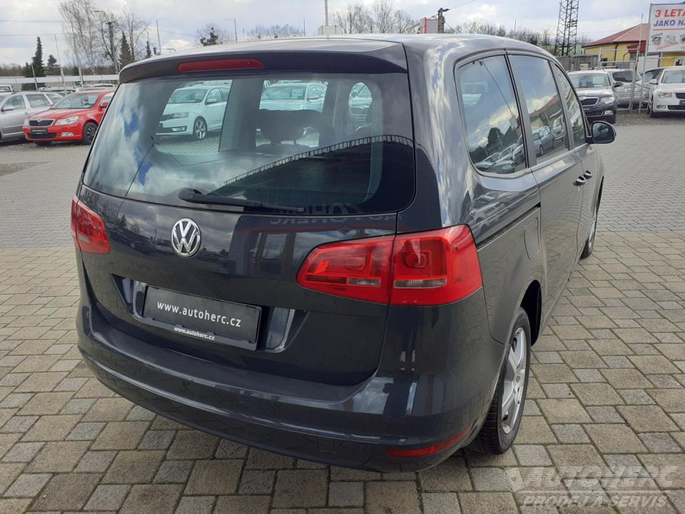 Volkswagen Sharan 2.0 TDi TREND