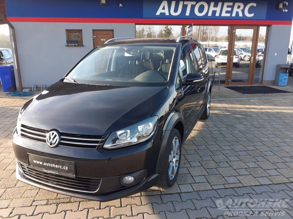 Volkswagen Touran 2.0 TDi CROSS