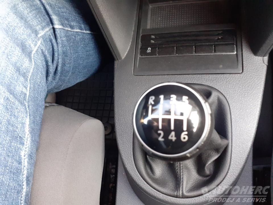 Volkswagen Touran 2.0 TDi CROSS