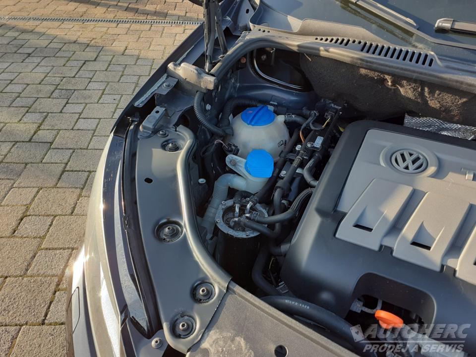 Volkswagen Touran 2.0 TDi CROSS