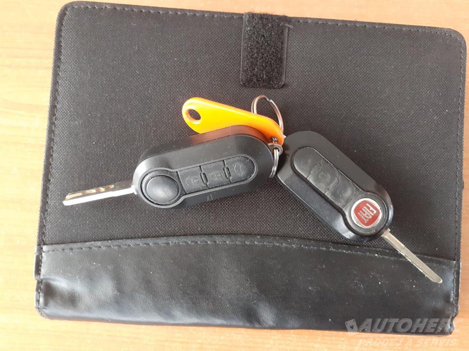 Fiat 500 1.2 8V CABRIO