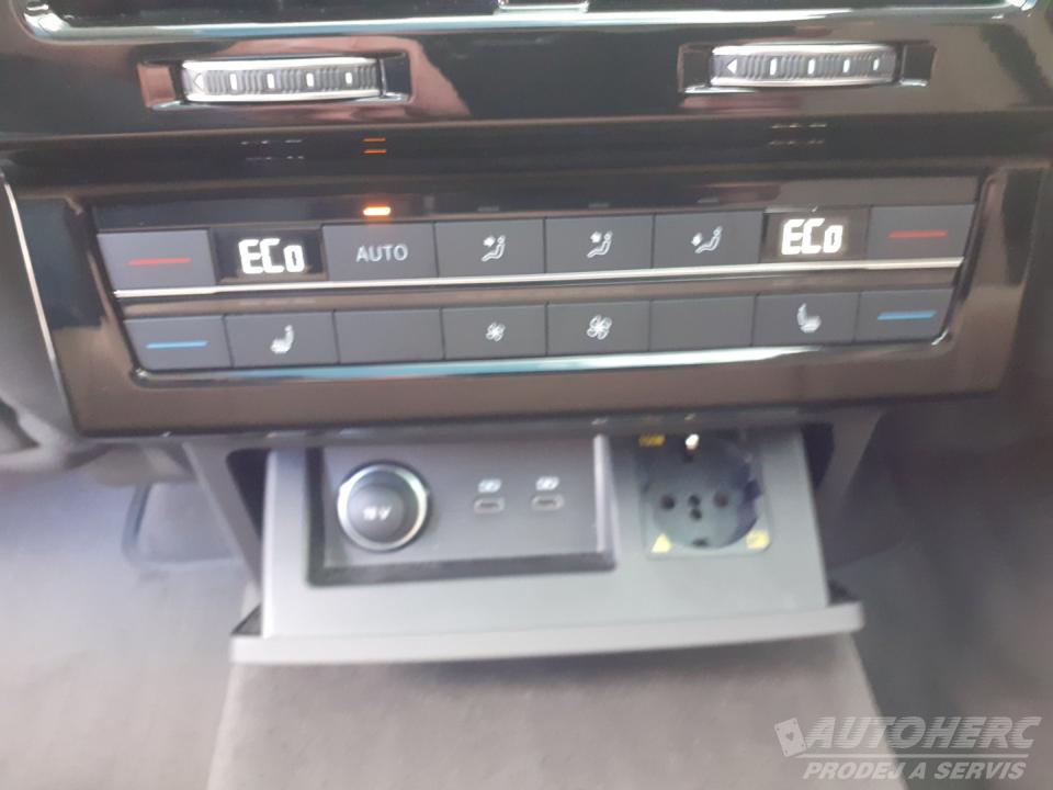 Volkswagen Touareg 3.0 V 6 TDi R-Line