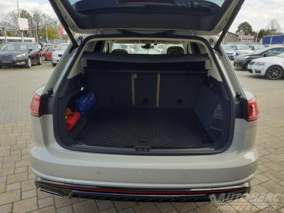 Volkswagen Touareg 3.0 V 6 TDi R-Line