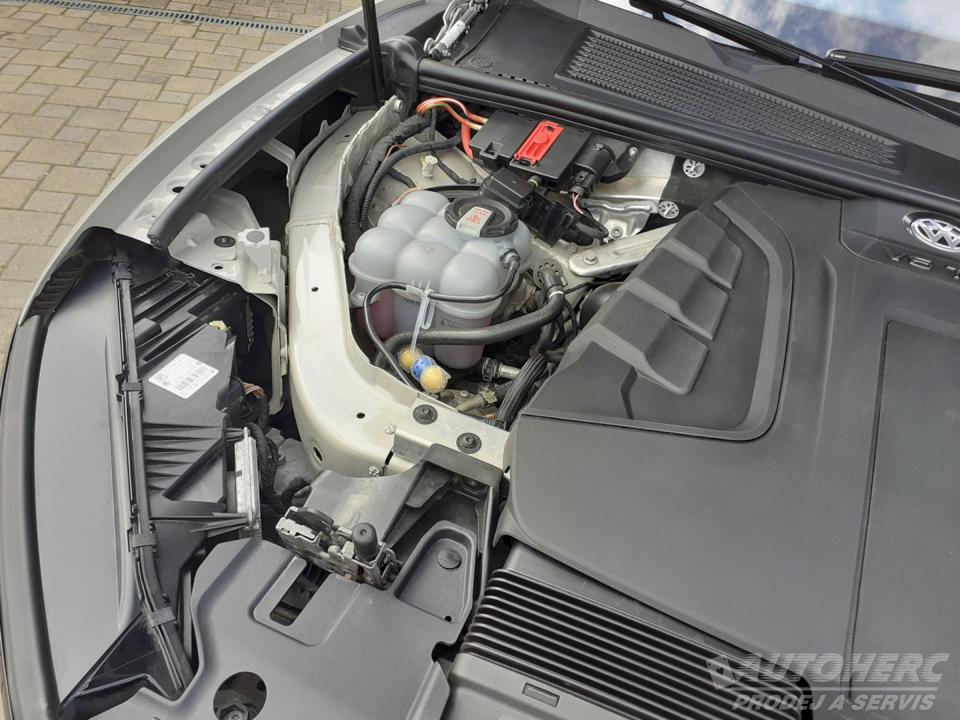 Volkswagen Touareg 3.0 V 6 TDi R-Line