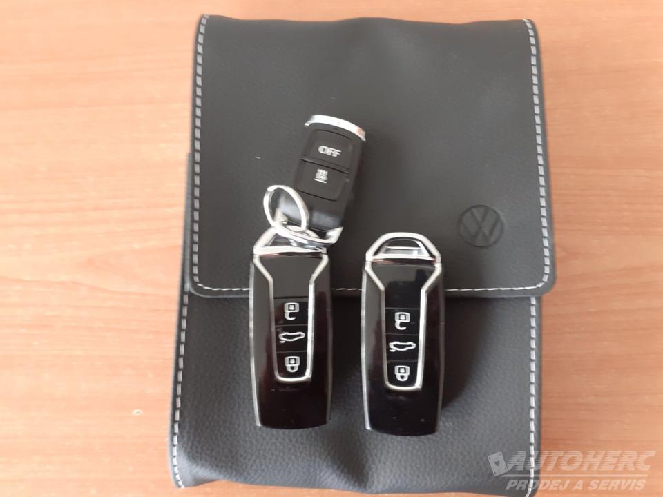 Volkswagen Touareg 3.0 V 6 TDi R-Line