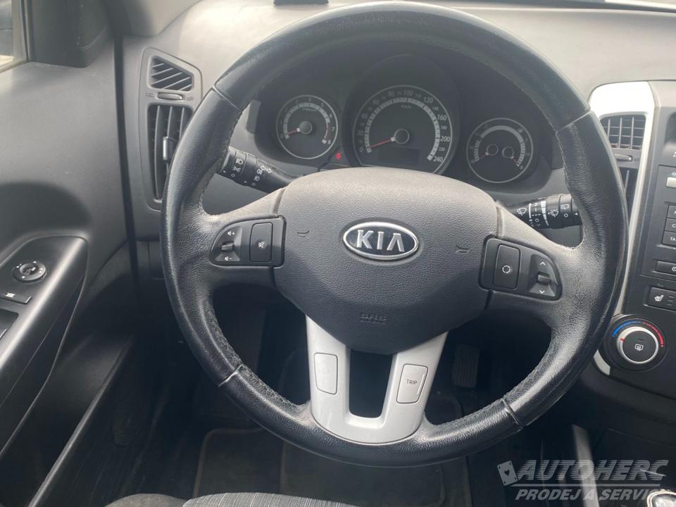 Kia Cee´d 1.4  ČR