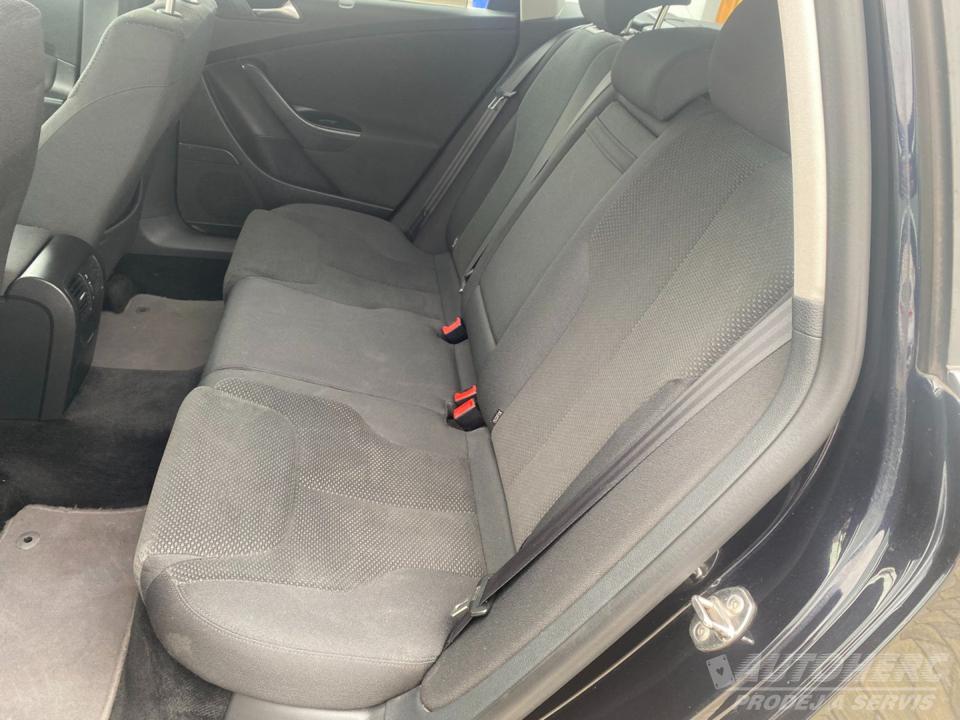Volkswagen Passat Variant 1.6 TDi 77 kW