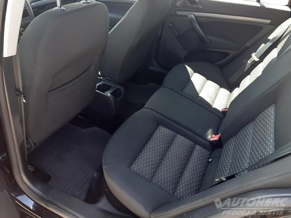 Škoda Octavia KOMBI 1.4 TSI
