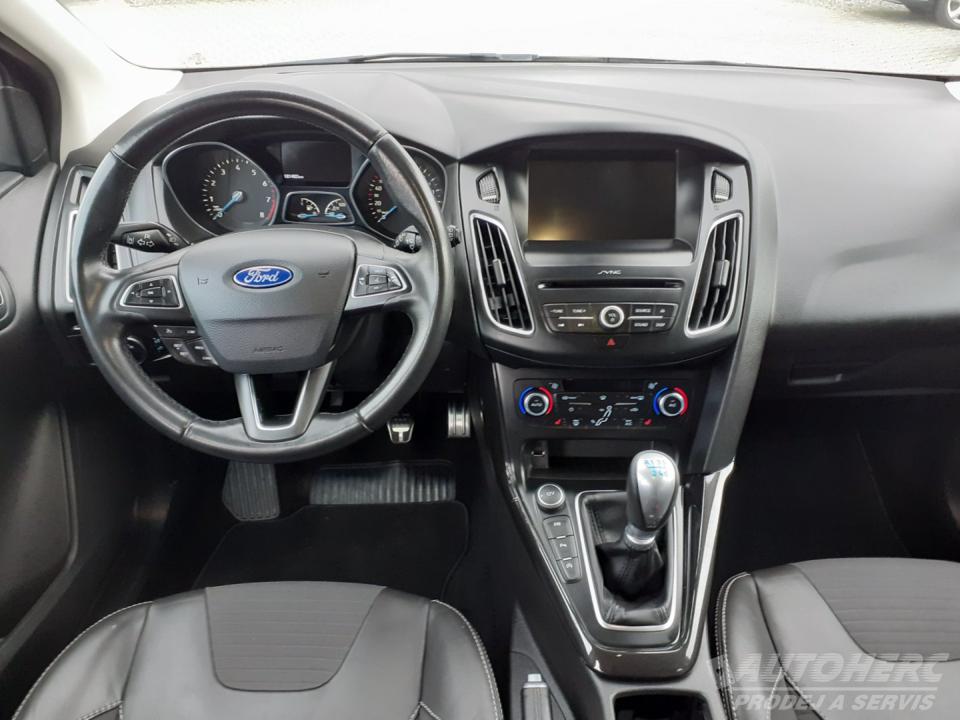 Ford Focus 1.5 E.B. TITANIUM