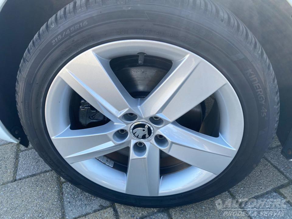 Škoda Rapid 1.2 TSi   JOY